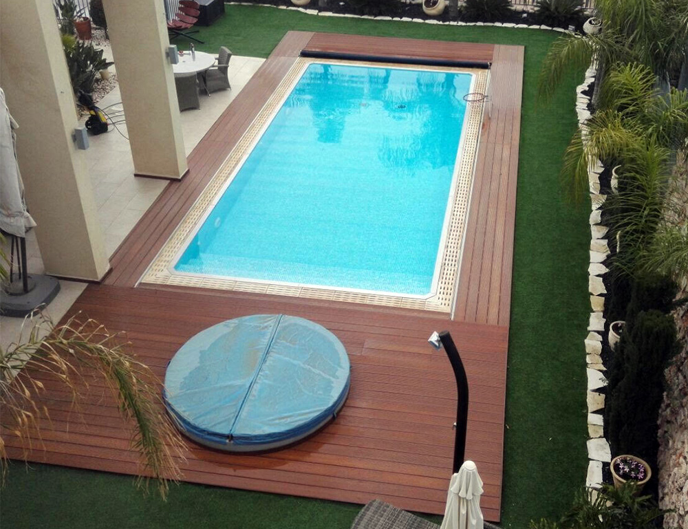 pool deck
